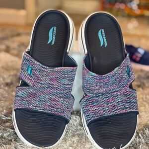 Skechers Women's Black and Multicolor Slide Sandals